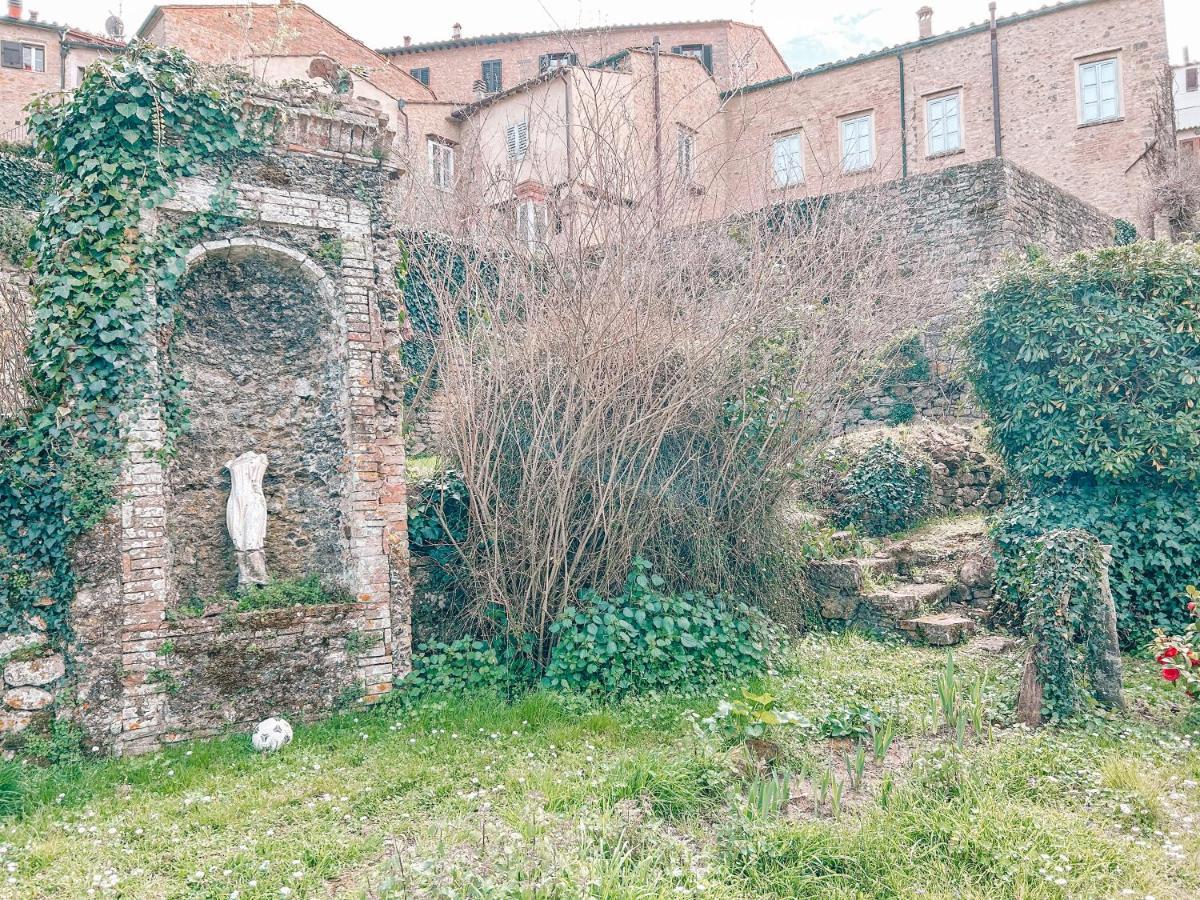 Attico Il Magnifico Volterra Apartment Bagian luar foto